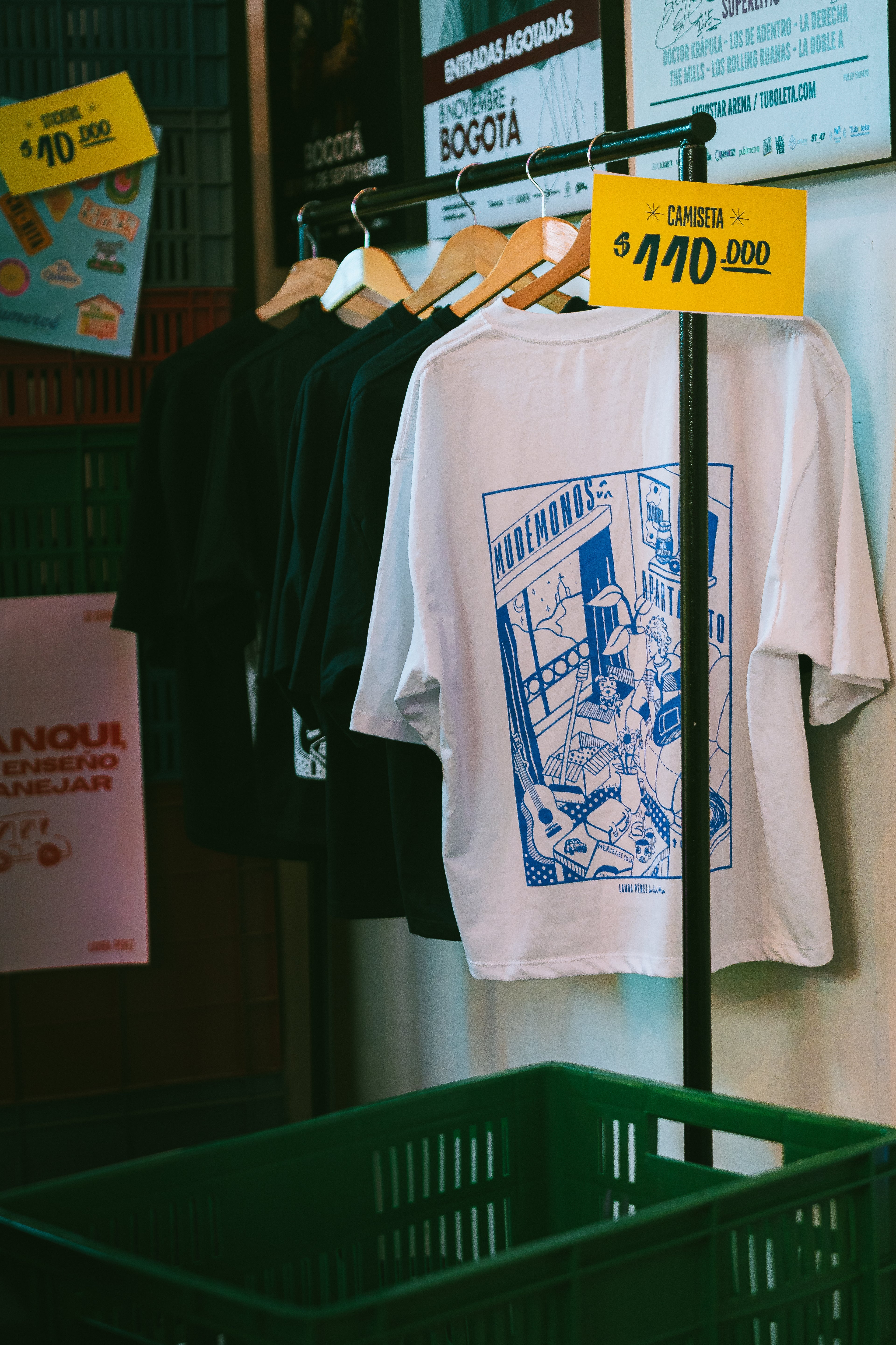 Camiseta ilustración Apartamento